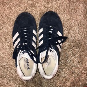 adidas blue suede tennis shoes